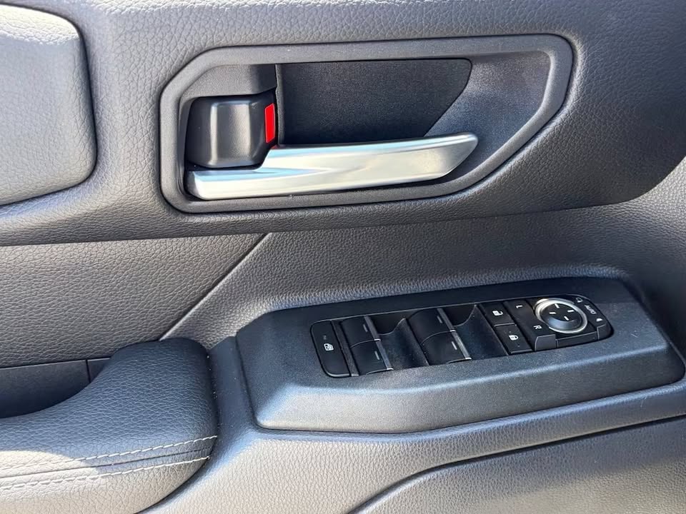 2024 Toyota Land Cruiser Base 4x4 (photo 6) — photo 6