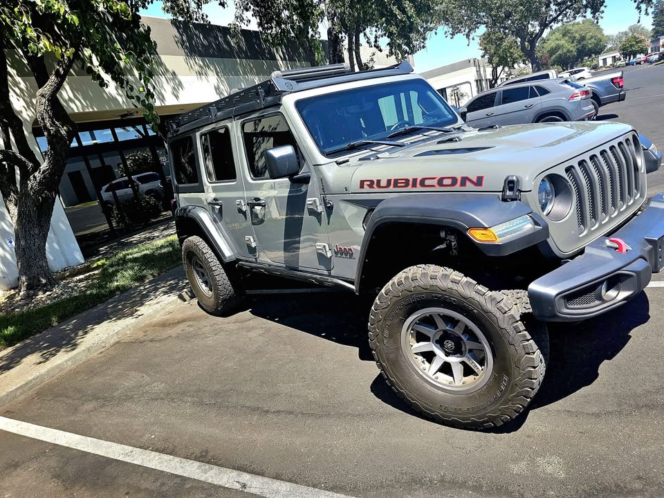 2023 Jeep Wrangler · Rubicon Sport Utility 4D (photo 4) — photo 4