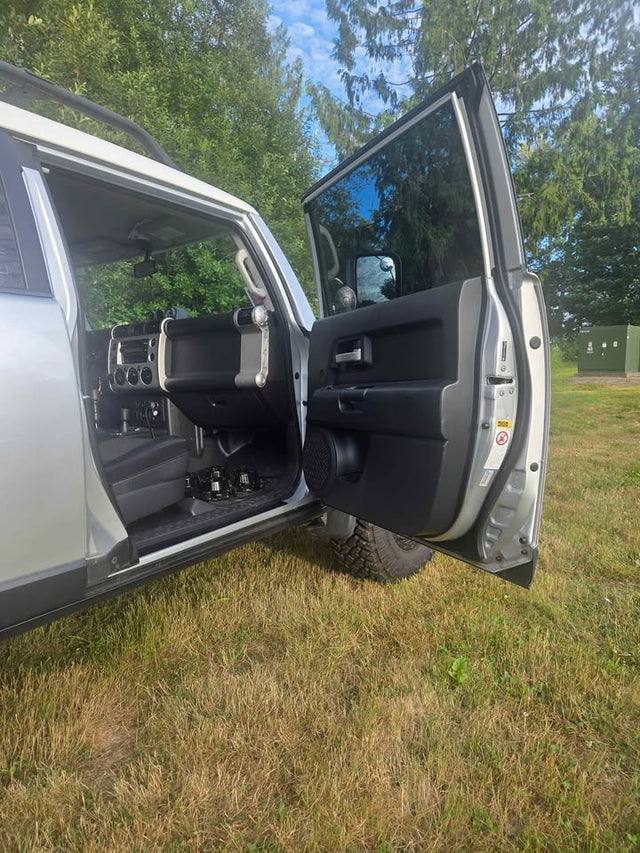 2008 Toyota FJ Cruiser · Sport Utility 2D — photo 3