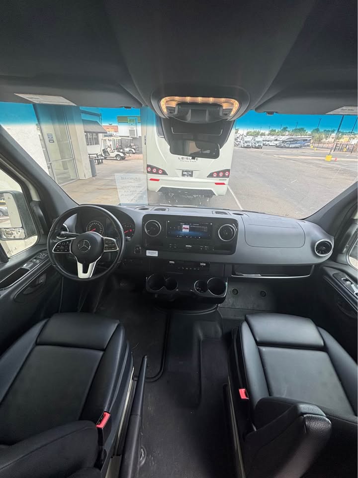 2024 Winnebago Revel 4x4 in Phoenix, AZ (photo 4) — photo 4