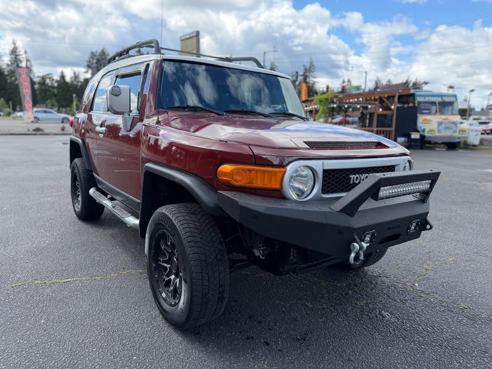2010 Toyota FJ Cruiser · Sport Utility 2D in Lacey, WA (photo 6) — photo 6