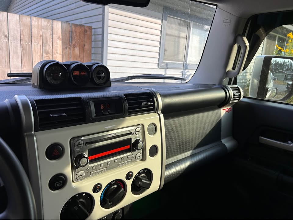 2014 Toyota FJ Cruiser in Post Falls, ID (photo 5) — photo 5