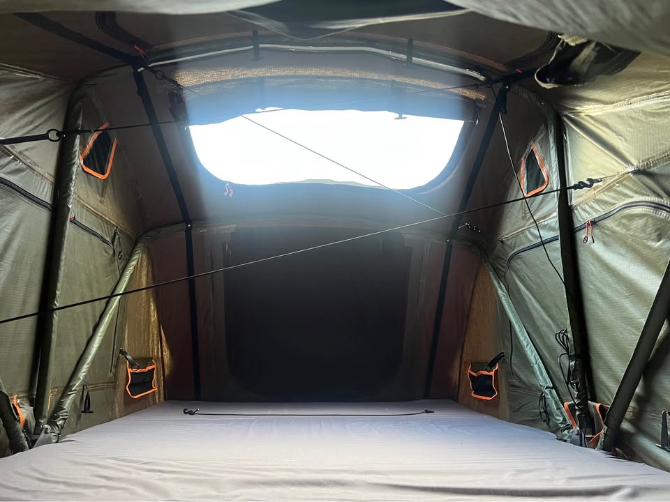 ROAM Vagabond Rooftop tent in Littleton, CO (photo 3)