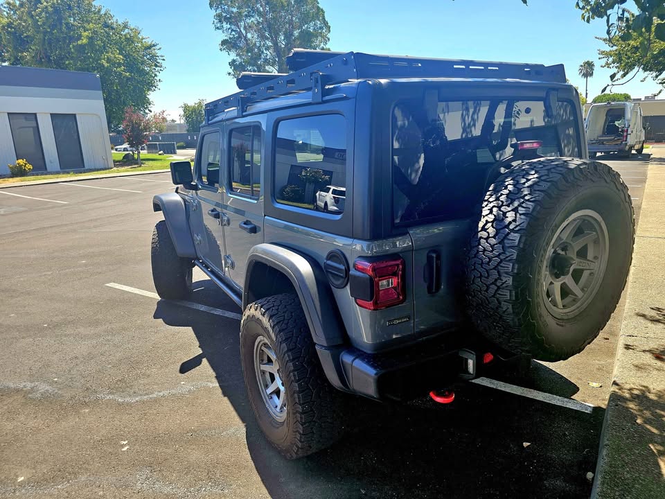 2023 Jeep Wrangler · Rubicon Sport Utility 4D (photo 2) — photo 2