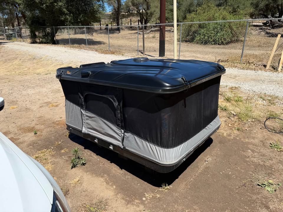 James Baroud Explorer Roof Top Tent (Standard Size, Black) in Jamul, CA (photo 2) — photo 2