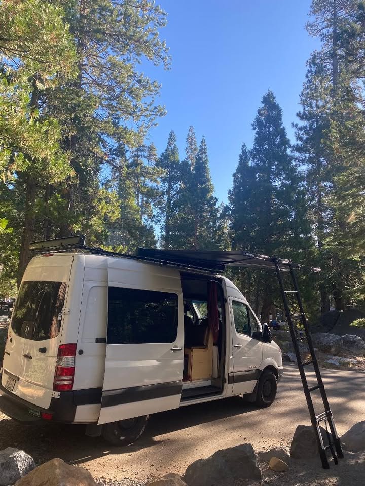 2008 Mercedes-Benz Sprinter Van 2500 in Oakland, CA (photo 2)