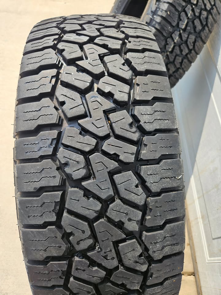 Falken Wildpeak AT3W 265/75r16 in Morrison, CO (photo 9)