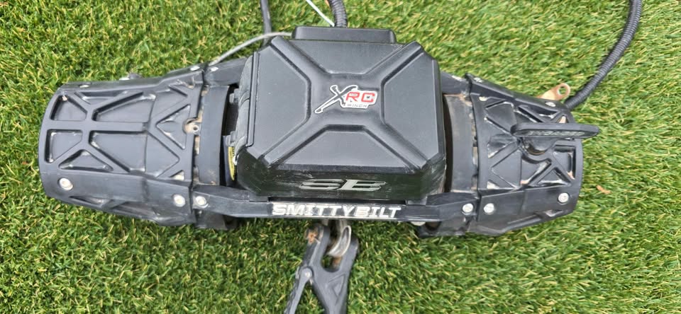 Smittybilt XRC 9.5K Winch in Las Vegas, NV (photo 2) — photo 2