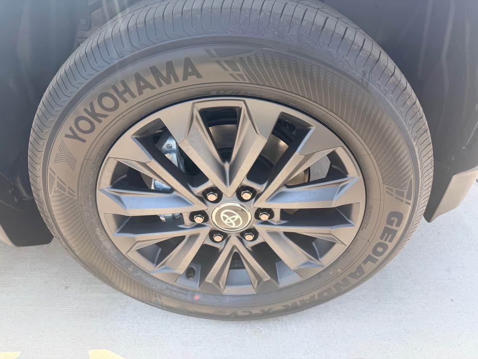 2026 Toyota Landcruiser · Base in Phoenix, AZ (photo 4) — photo 4
