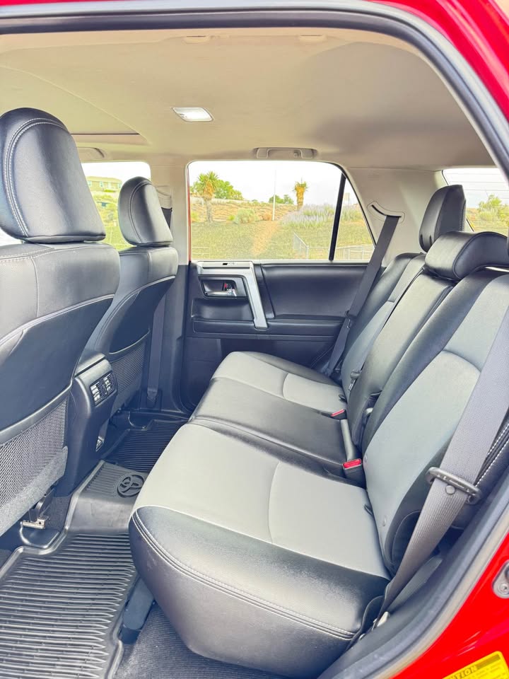 2020 Toyota 4Runner · SR5 Premium Sport Utility 4D in Rio Rancho, NM (photo 11) — photo 11