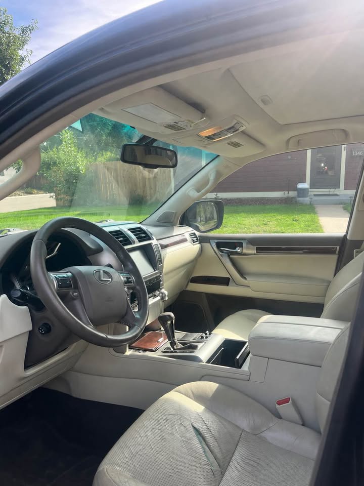 2010 Lexus GX 460 in Longmont, CO (photo 6) — photo 6