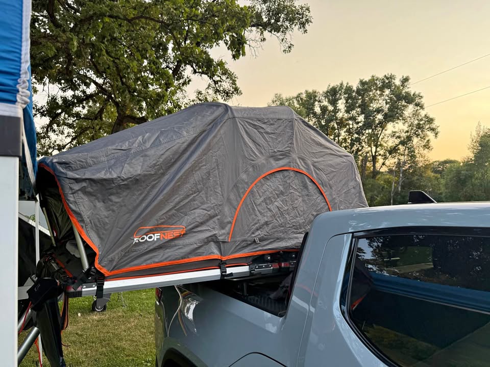 Roofnest Meadowlark Rooftop Tent (photo 1) — photo 1