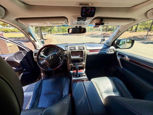 2014 Lexus GX · GX 460 Luxury Sport Utility 4D — photo 3