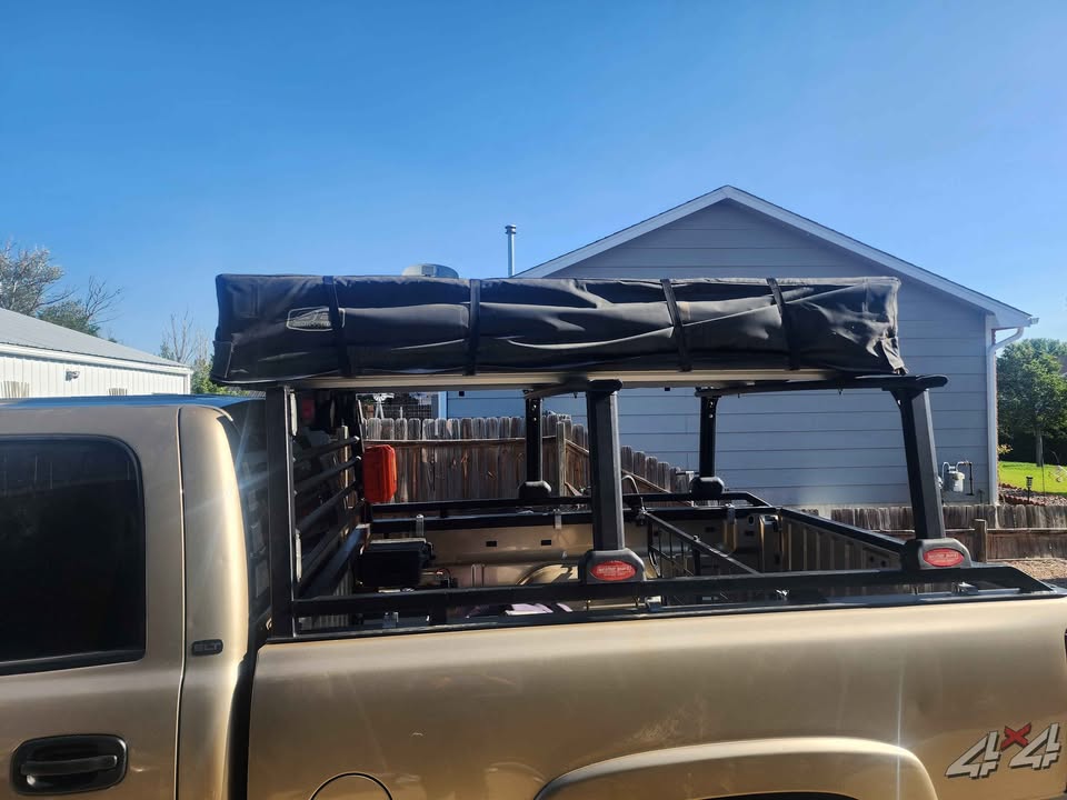Roof Top Tent smittybilt XL Overland in Wiggins, CO (photo 3) — photo 3