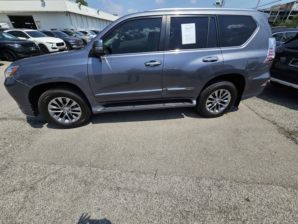 2019 Lexus GX · GX 460 Luxury Sport Utility 4D in Austin, TX (photo 4) — photo 4