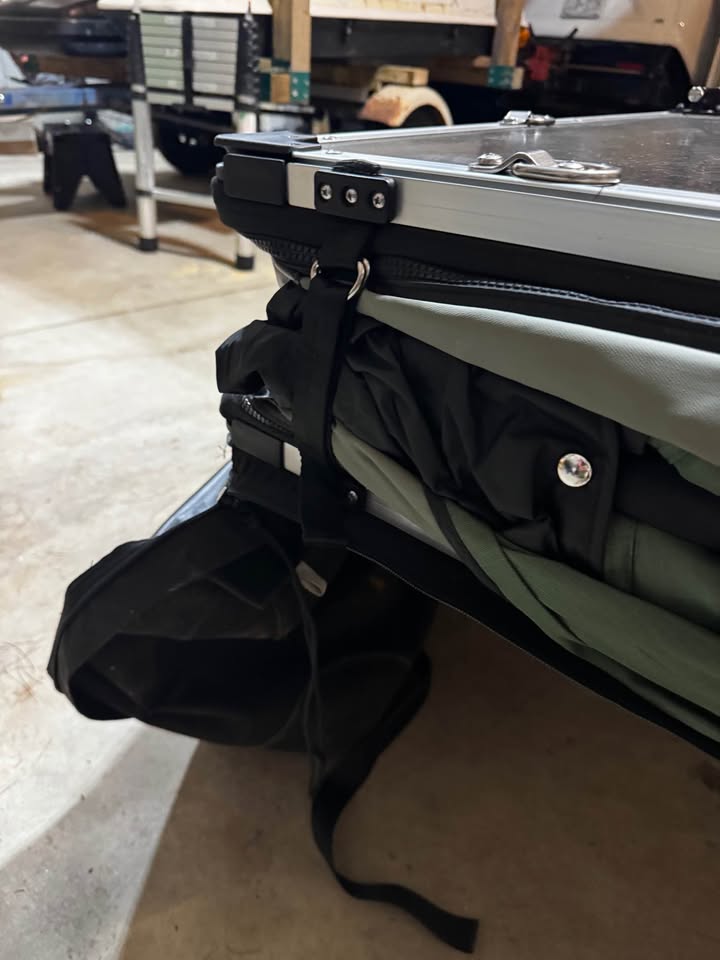 Thule Tepui foothills Rooftop Tent in Broadalbin, NY (photo 8) — photo 8