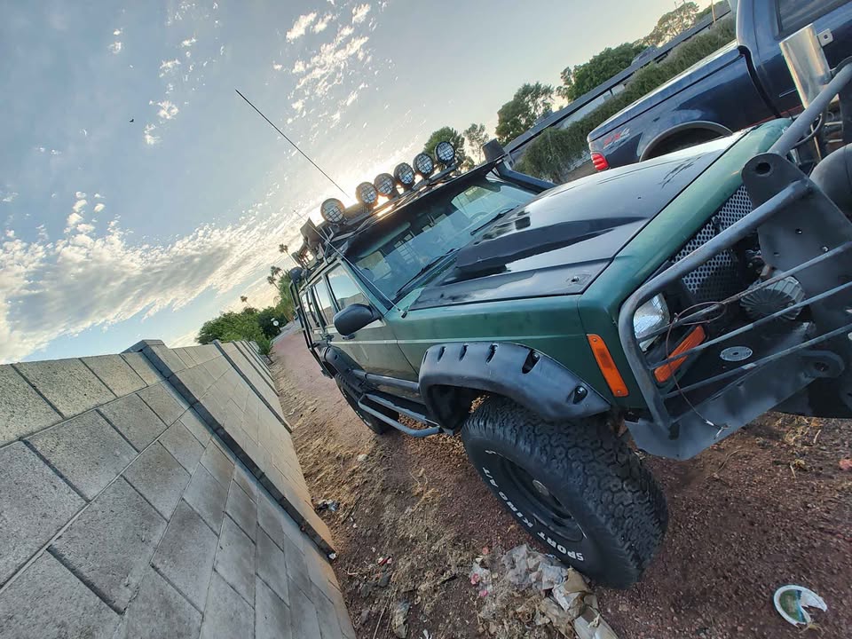 2001 Jeep Cherokee · Sport 4D in Phoenix, AZ (photo 6) — photo 6