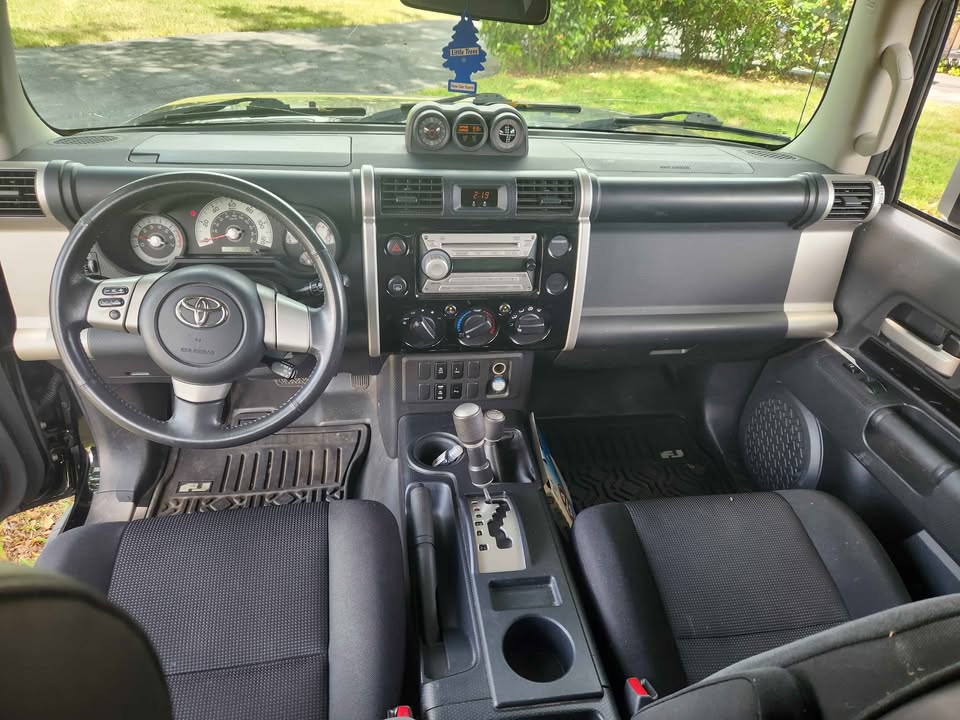 2007 Toyota FJ Cruiser · 4x4 in Tamarac, FL (photo 5) — photo 5