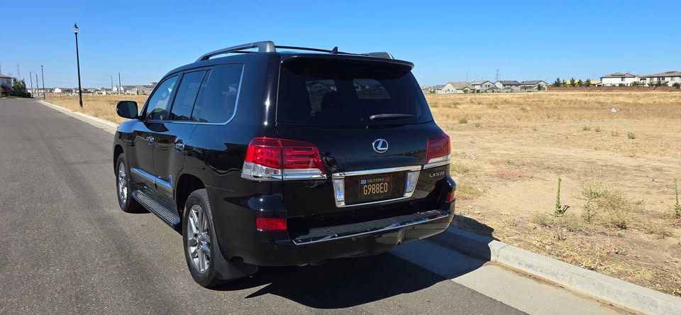 2015 Lexus LX570 in Roseville, CA (photo 6) — photo 6