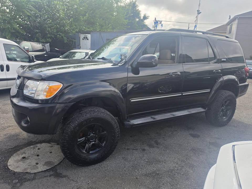 2006 Toyota Sequoia · SR5 4WD V8 (photo 2) — photo 2