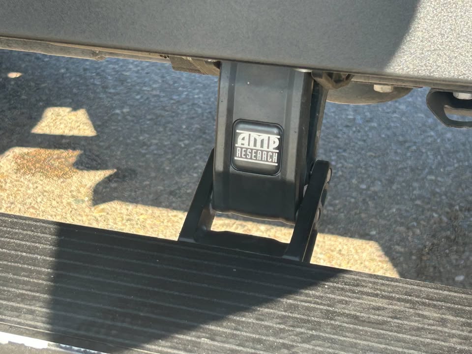 2021 Jeep Gladiator · Willys Pickup 4D 5 ft in San Diego, CA (photo 8) — photo 8