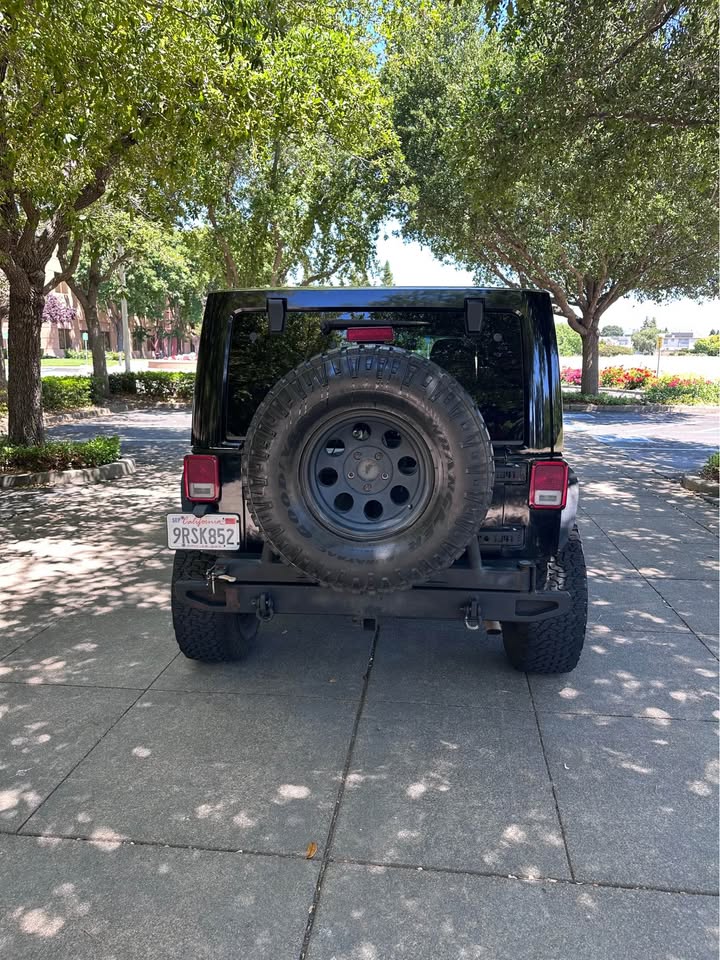 2011 Jeep Wrangler · Sahara Sport Utility 4D in Fairfield, CA (photo 6) — photo 6
