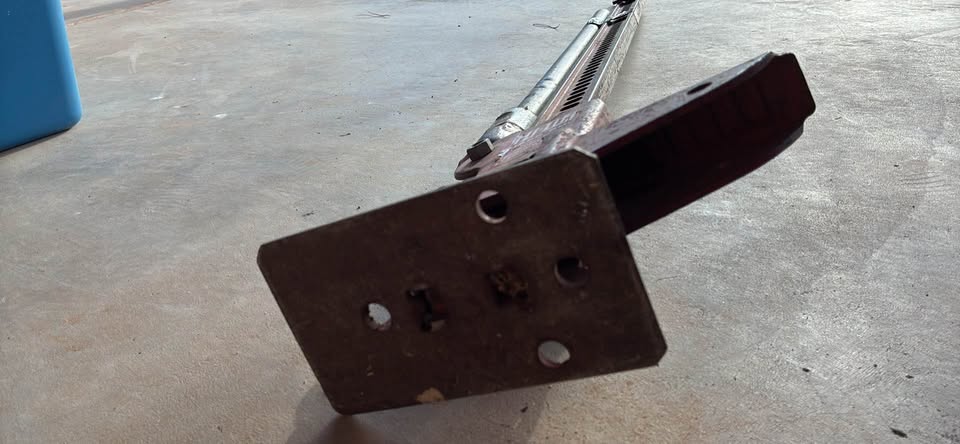 Hi-Lift Jack 48 inch - Jeep / Truck Offroad Lift in Tucson, AZ (photo 8) — photo 8