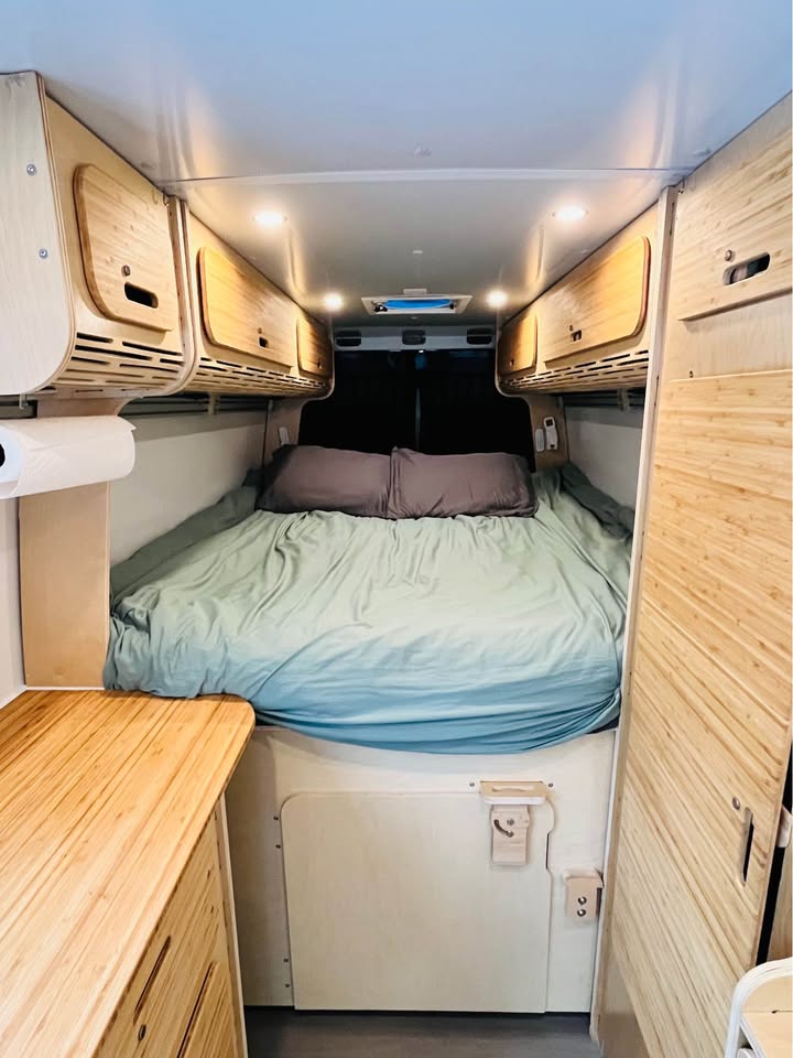 2015 Mercedes-Benz Sprinter in San Francisco, CA (photo 10)