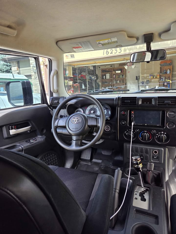 2007 Toyota FJ Cruiser · Sport Utility 2D in Parker, CO (photo 5) — photo 5