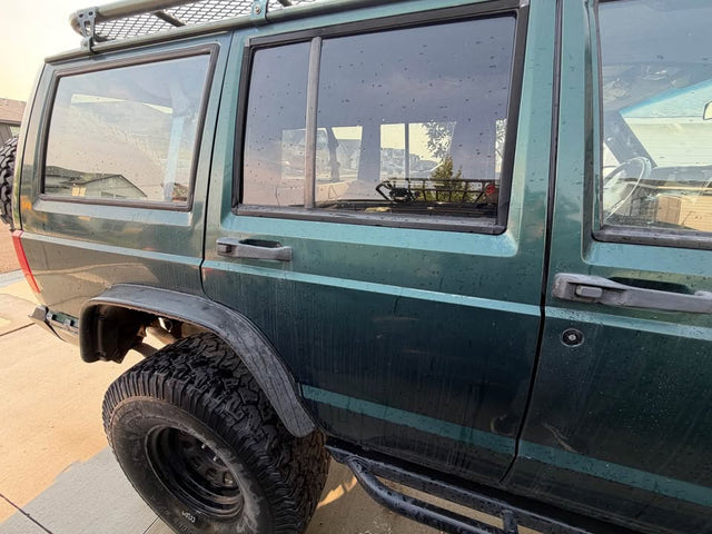 1999 Jeep Cherokee · SE Sport Utility 4D — photo 3