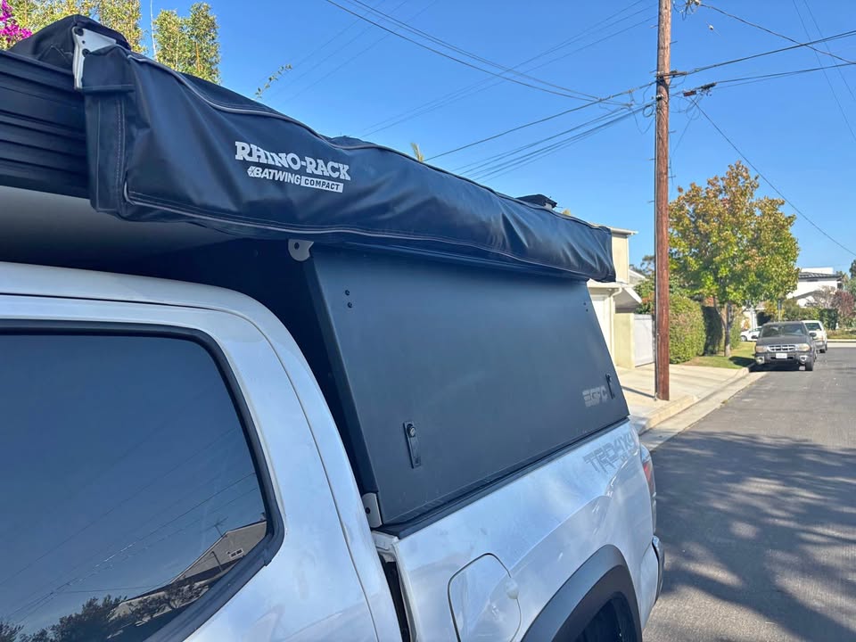 270 Degree Awning - Rhino Rack Batwing (photo 1) — photo 1