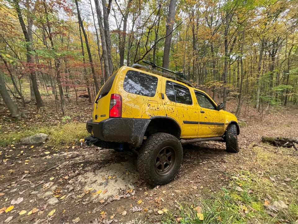 2000 Nissan Xterra · XE Sport Utility 4D (photo 5) — photo 5