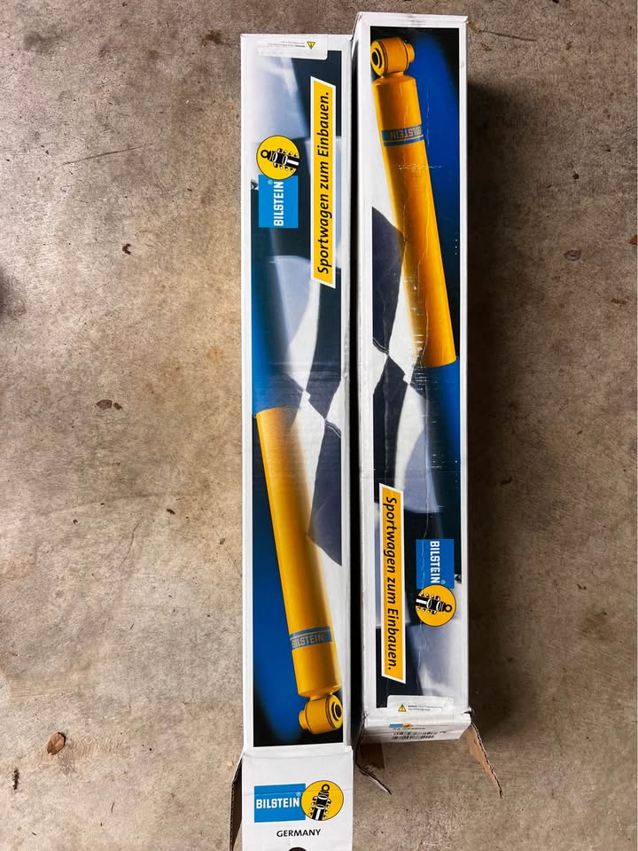 Bilstein 6112 front shocks (3rd Gen Tacoma) in Austin, TX (photo 2) — photo 2