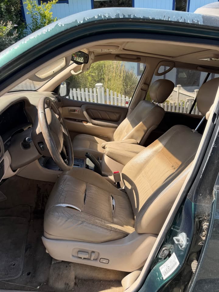 2000 Toyota Land Cruiser 4WD – 189k Miles – 2 Owner – Runs Great in Petaluma, CA (photo 8) — photo 8