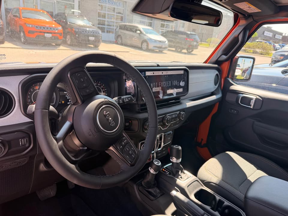 2025 Jeep Wrangler in Toronto, ON (photo 9)