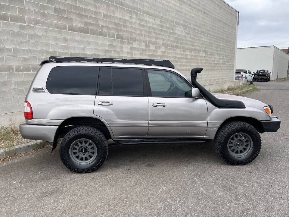 2004 Toyota Land Cruiser in Salt Lake City, UT (photo 6) — photo 6