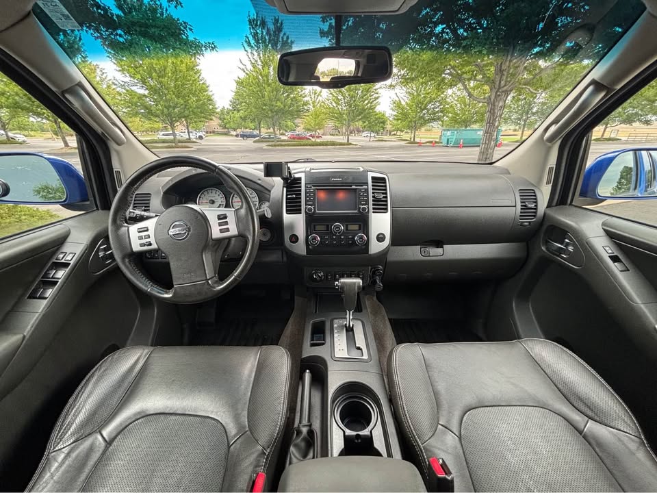 2013 Nissan Frontier Crew Cab · PRO-4X Pickup 4D 5 ft in Fort Collins, CO (photo 6)