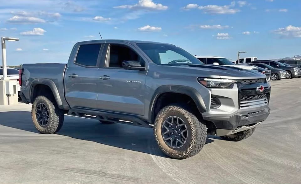 2023 Chevrolet Colorado ZR2 4x4 in Phoenix, AZ (photo 1)