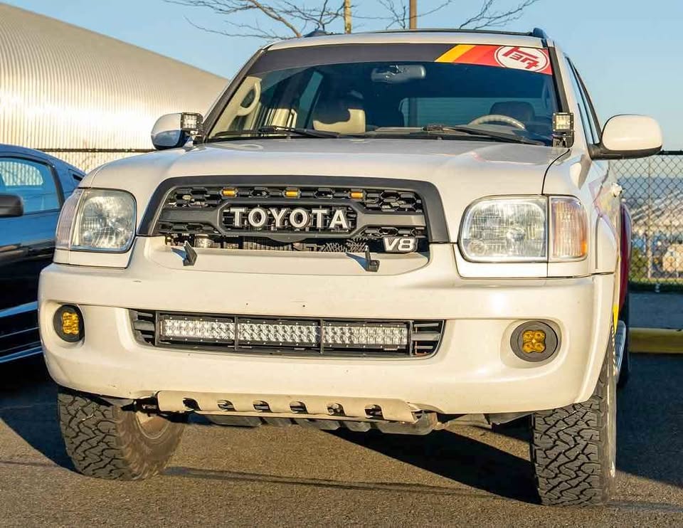 2006 Toyota Sequoia Limited 4x4 in Renton, WA (photo 1)