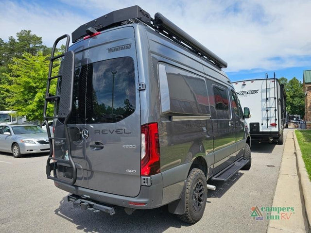 2025 WINNEBAGO REVEL 44E EX-L — photo 3