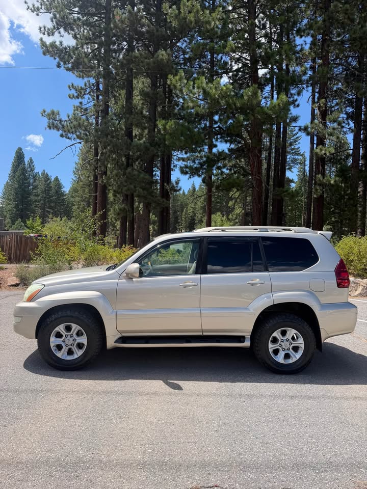 2007 Lexus GX · GX 470 Sport Utility 4D in Truckee, CA (photo 2) — photo 2