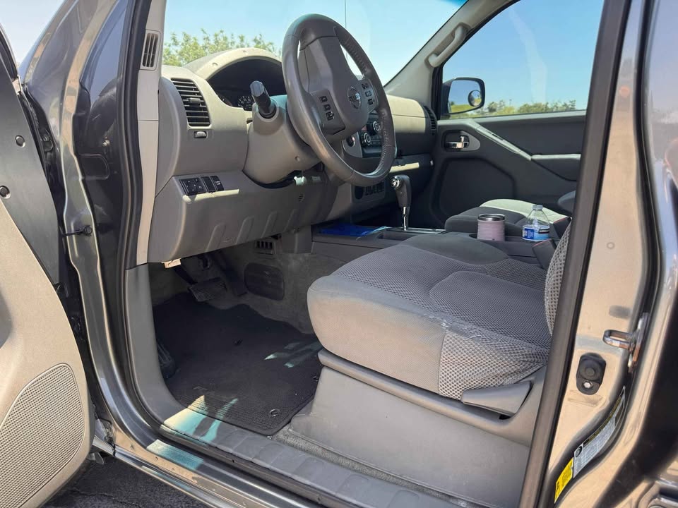 2016 Nissan Frontier Crew Cab · SV Pickup 4D 5 ft in Tempe, AZ (photo 10) — photo 10