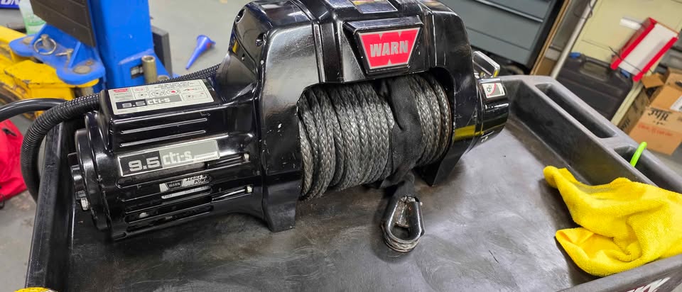Warn 9.5 cti-s 9500 lb Winch in Millstone Twp, NJ (photo 4) — photo 4