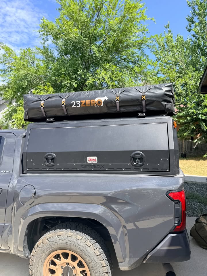 23Zero Walkabout 62 2.0 Blackout Roof Top Tent w/ Long Annex in Englewood, CO (photo 8) — photo 8