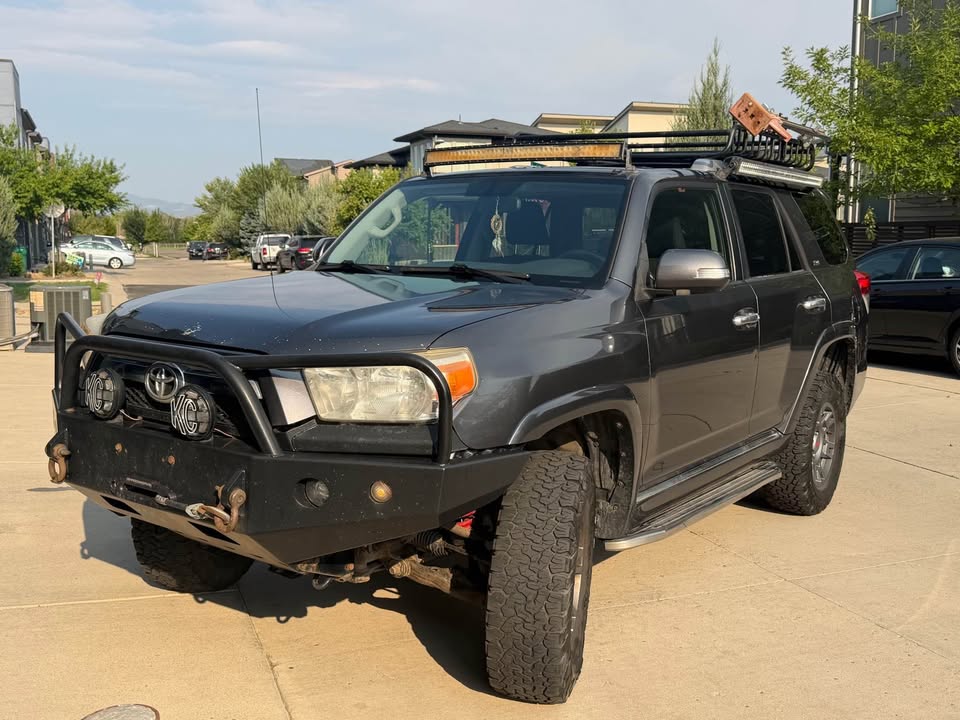 2010 Toyota 4Runner · SR5 Sport Utility 4D in Denver, CO (photo 2) — photo 2