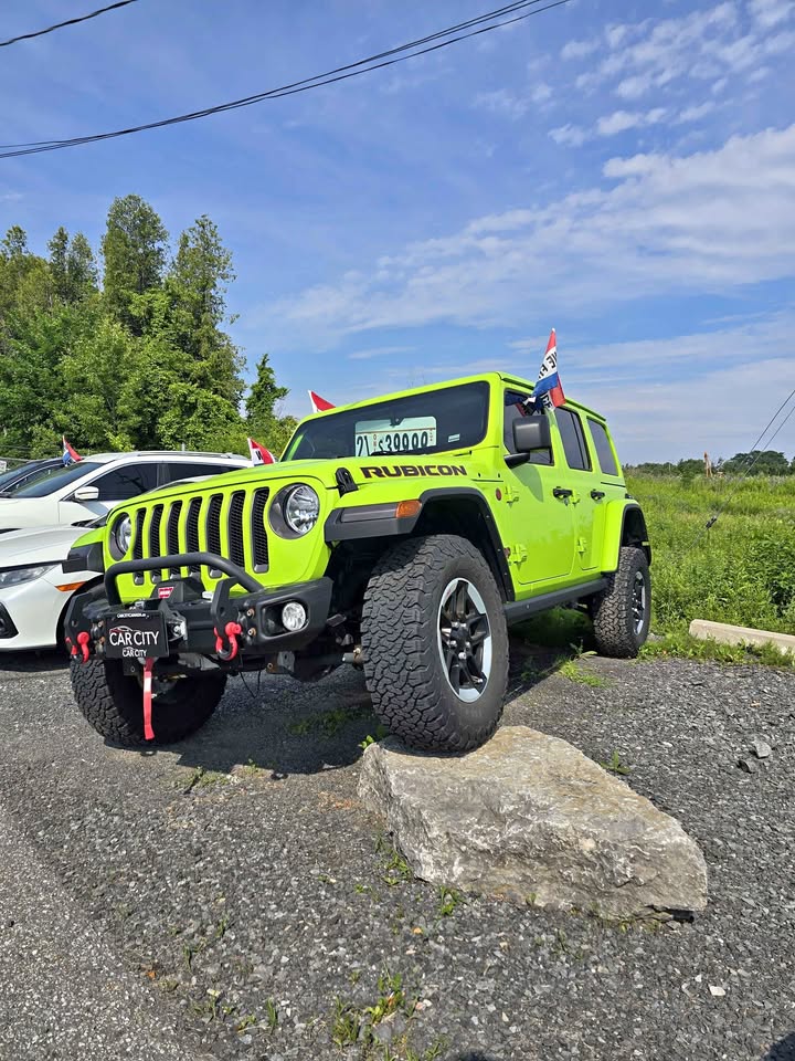 2021 Jeep Wrangler in Ottawa, ON (photo 1)
