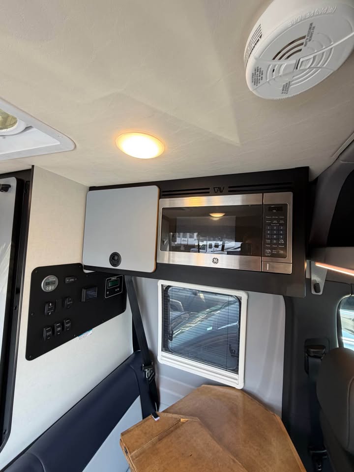 2024 Winnebago Revel (photo 6) — photo 6