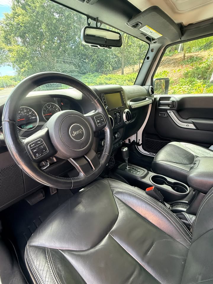 2016 Jeep Wrangler Sahara Trim in Concord, CA (photo 12) — photo 12