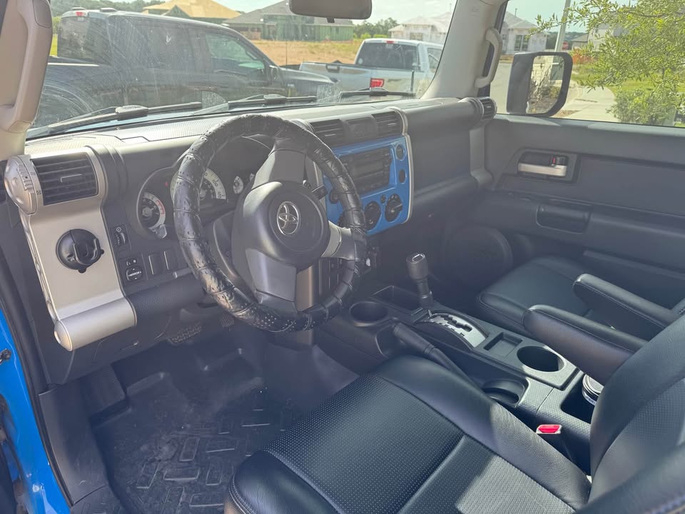 2008 Toyota FJ Cruiser · Sport Utility 2D in Liberty Hill, TX (photo 11) — photo 11