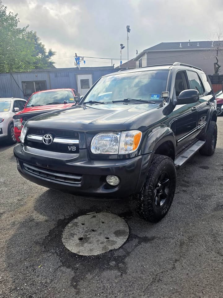 2006 Toyota Sequoia · SR5 4WD V8 (photo 1) — photo 1